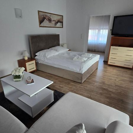 Motel Za Miedza Bralin Exterior foto
