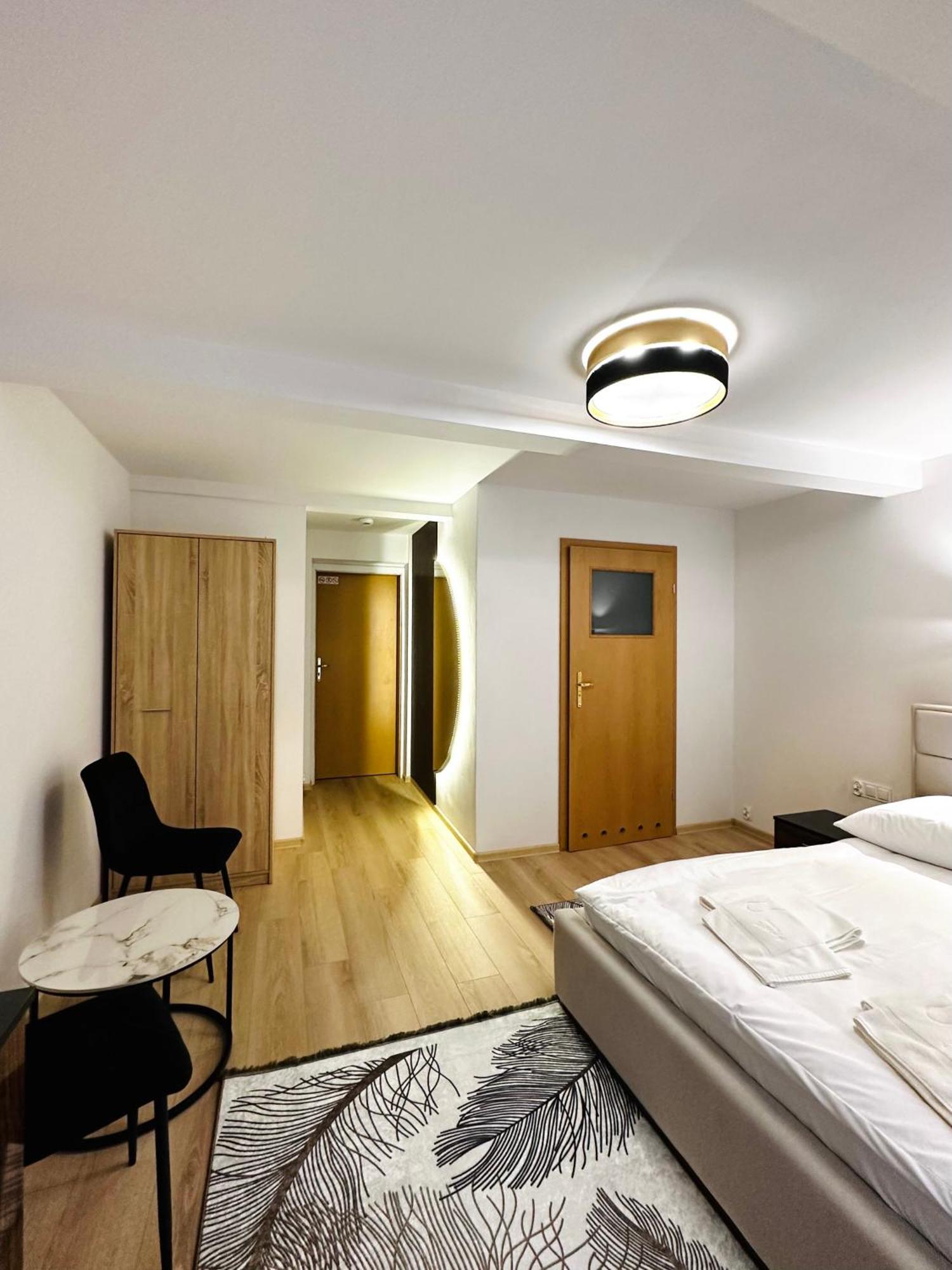 Motel Za Miedza Bralin Exterior foto